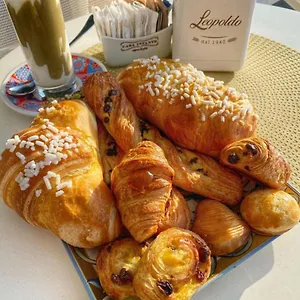 Bed & Breakfast Dreaming Of, Naples